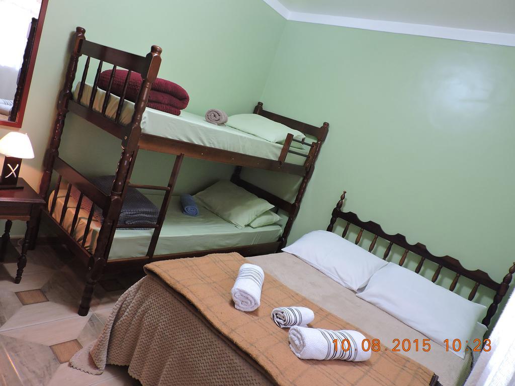 Pousada Queiroz Petrópolis Quarto foto